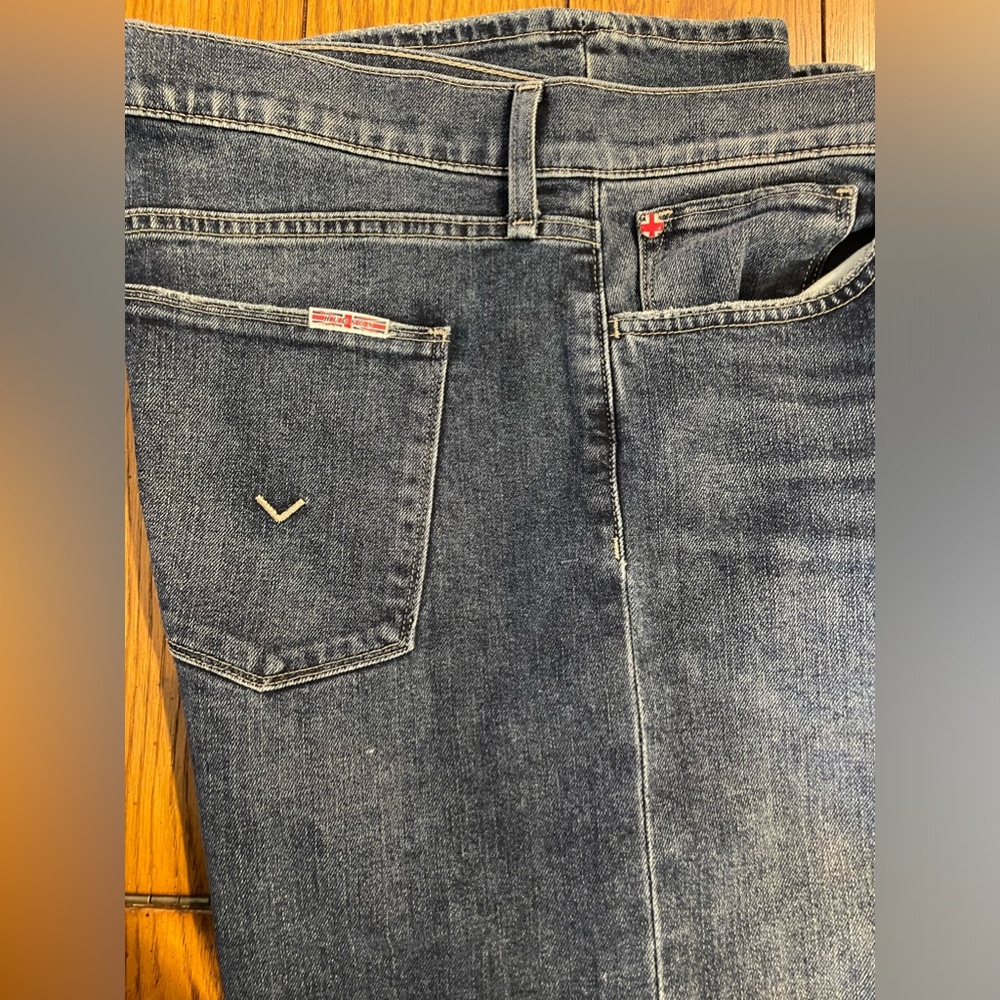 Hudson Wide Leg Jeans, size 32, classic 5 pockets - Picture 7 of 9